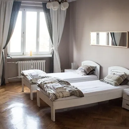 Apartament Vis-a-vis Targow Poznanskich * Poznań