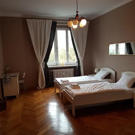 Apartament Vis-a-vis Targow Poznanskich