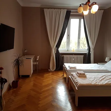 Apartament Vis-a-vis Targow Poznanskich * Poznań