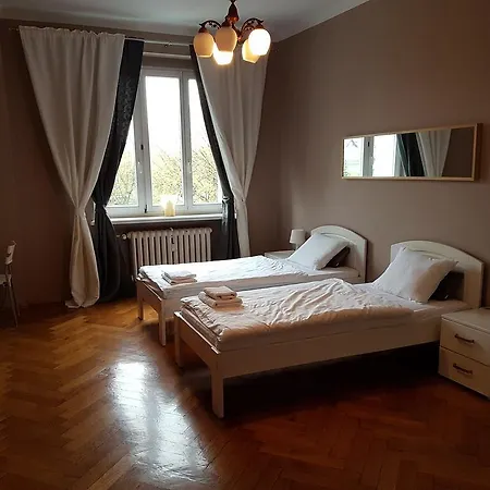 Apartament Vis-a-vis Targow Poznanskich Apartament Poznań